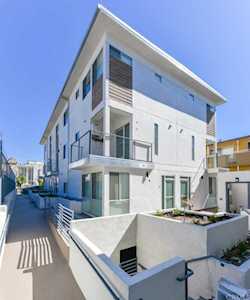1245 N New Hampshire Ave #4 Los Angeles, CA 90029