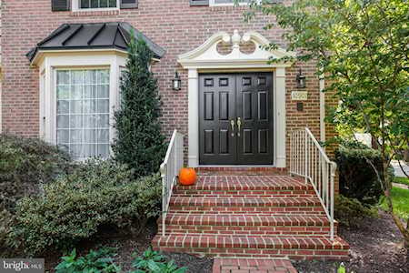 10901 Brewer House Rockville, MD 20852