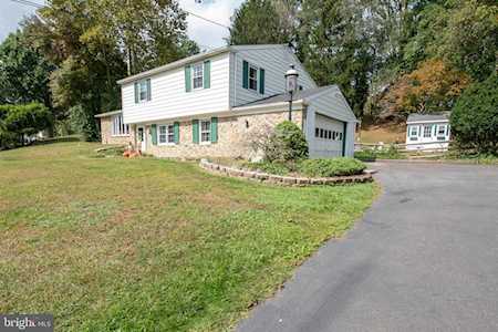 166 S Marmic Dr Holland, PA 18966