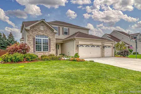 1579 Farmside Ln Bolingbrook, IL 60490