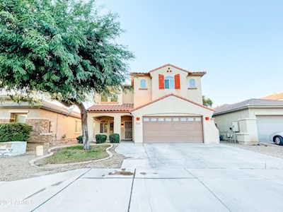 9218 W Milkweed Loop Phoenix, AZ 85037
