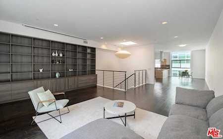 3119 Via Dolce #304 Marina Del Rey, CA 90292