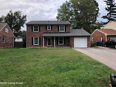 10205 Blue Ridge Ct Louisville, KY 40223