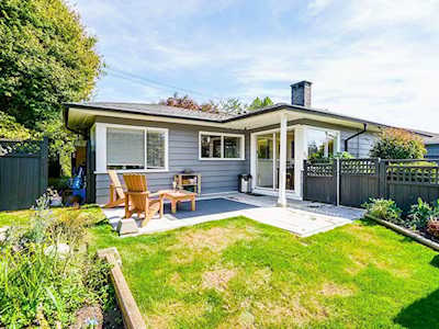 4486 Highland Boulevard North Vancouver, BC V7R 2Z9