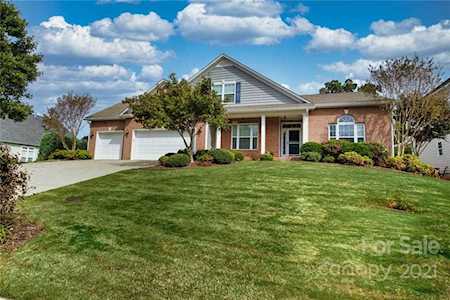1810 Oakmont Dr Denver, NC 28037