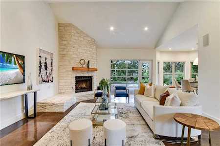 5702 Rising Hills DR Austin, TX 78759
