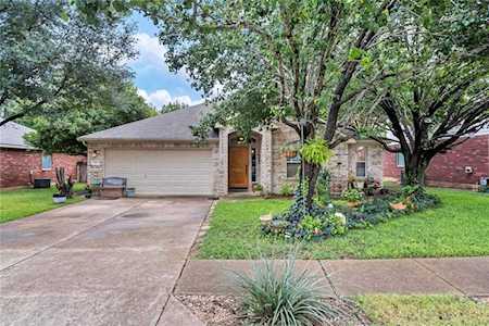 1010 Vintage DR Leander, TX 78641