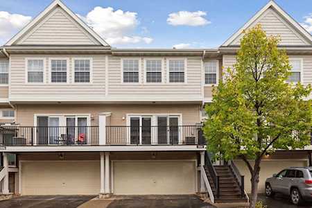 7614 Parkridge Lane Savage, MN 55378