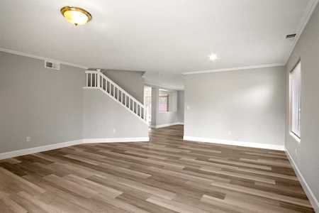 305 La Monte Lane Tracy, CA 95377