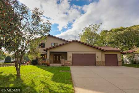4685 Debra Lane Shoreview, MN 55126