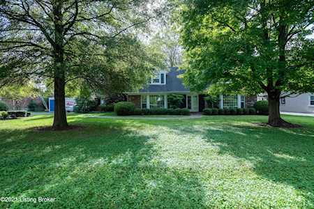 2106 Newmarket Dr Louisville, KY 40222
