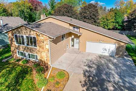 7564 Paul Road Woodbury, MN 55125