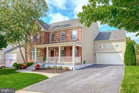 40526 Spotted Owl Dr Leesburg, VA 20175