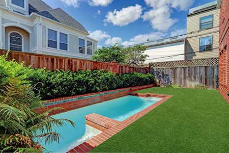 5222 Mount Vernon St Houston, TX 77006