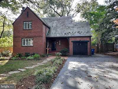 424 Nelson St N Arlington, VA 22203