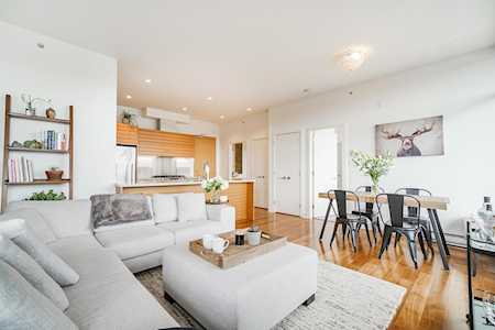 1808 W 1st Avenue #601 Vancouver, BC V6J 0B3
