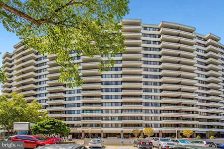6301 Stevenson Ave #410 Alexandria, VA 22304