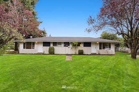 11601 11603 Yakima Ave S Parkland, WA 98444