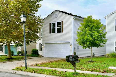 10865 Grace Dr Ingalls, IN 46048
