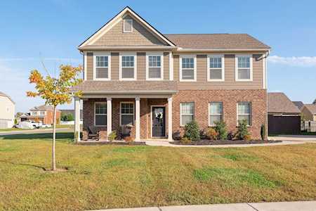 803 Sapphire Dr Murfreesboro, TN 37128