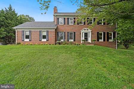 8110 Poplar Grove Dr Warrenton, VA 20187