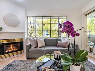 825 W 15th Avenue #203 Vancouver, BC V5Z 1R8