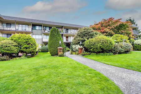 155 E 5 Street #202 North Vancouver, BC V7L 1L3