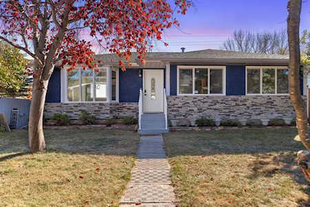 4756 Nipawin Crescent NW Calgary, AB T2K 2H9