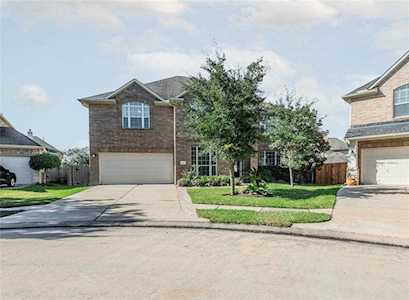 12311 Signal Hill Ct Pearland, TX 77584