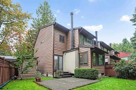 4786 Fernglen Drive Burnaby, BC V5G 3V7
