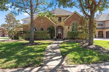 8525 Graceful Oak Crossing Katy, TX 77494