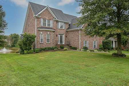 1427 Savannah Park Dr Spring Hill, TN 37174