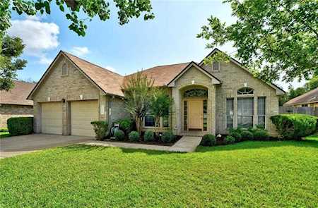 7707 Kiva DR Austin, TX 78749