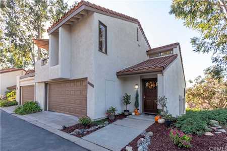 26591 La Roda Mission Viejo, CA 92691