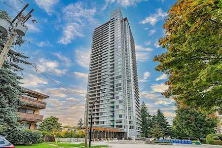 5883 Barker Avenue #203 Burnaby, BC V5H 0G4