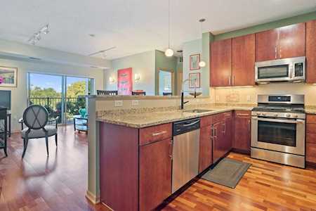 2929 21st Avenue S #403 Minneapolis, MN 55407