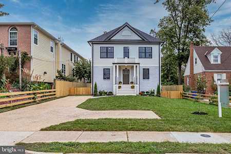 5243 Carlin Springs Rd N Arlington, VA 22203