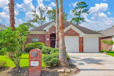 19607 Fairway Island Dr Humble, TX 77346