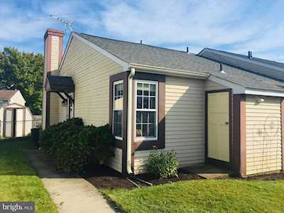 812 Chadwick Circle Frederick, MD 21701