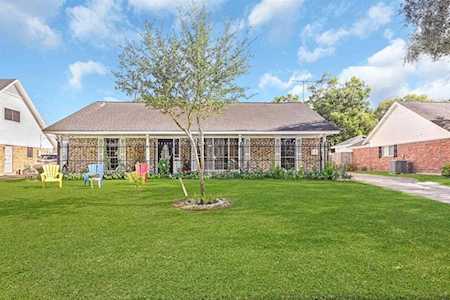 7706 Drouet St Houston, TX 77061