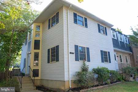3071 Southern Elm Ct Fairfax, VA 22031