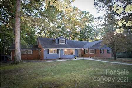 808 Old Mt Holly Rd Stanley, NC 28164
