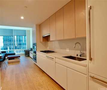 877 Francisco St #1903 Los Angeles, CA 90017
