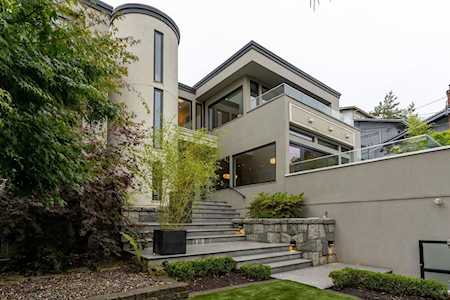 4524 W 1st Avenue Vancouver, BC V6R 1H8