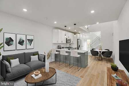 1545 N Orkney St Philadelphia, PA 19122