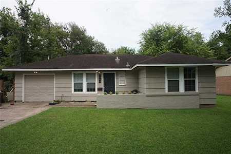 1509 Serpentine Dr Houston, TX 77029