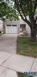 4618 E 4Th St Sioux Falls, SD 57110