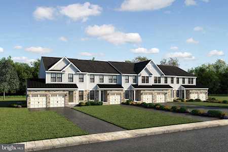 8047 Milltown CIRCLE #B Cheltenham, PA 19012