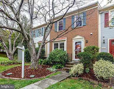 7513 Blanford Ct Alexandria, VA 22315
