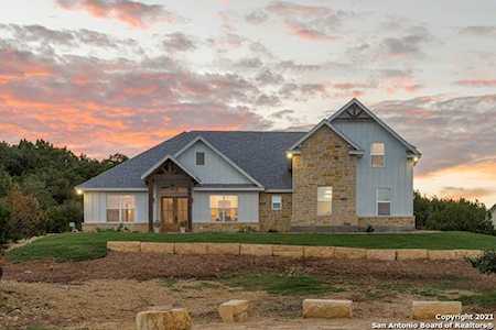 1503 Slumber Pass San Antonio, TX 78260